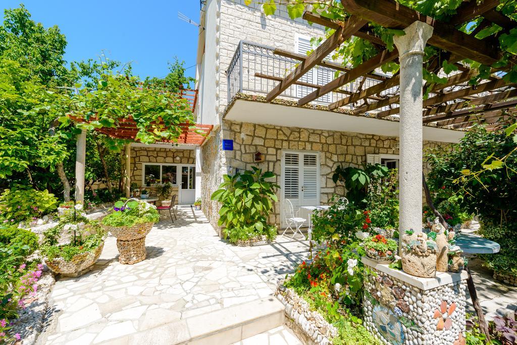 מליני Apartments Milic מראה חיצוני תמונה