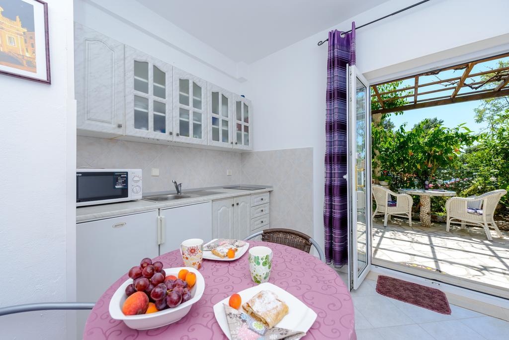 מליני Apartments Milic מראה חיצוני תמונה